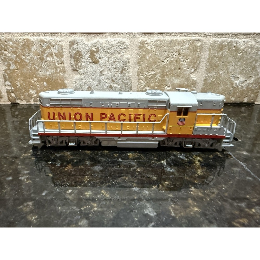 HO SCALE RSO YUGOSLAVIA UNION PACIFIC DIESEL LOCOMOTIVE